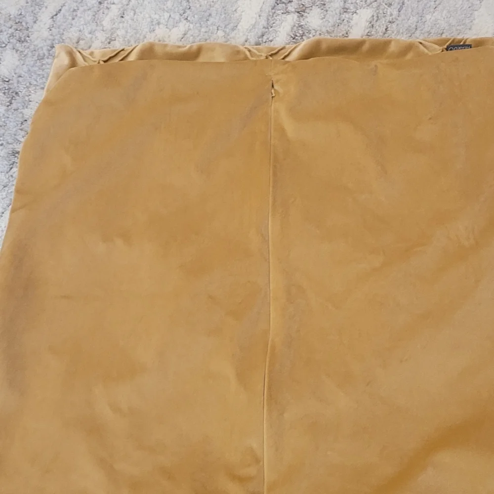 Big throw pillowcase, gold color 23